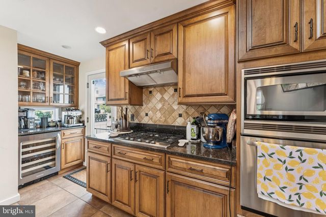 801 20TH ST S, Arlington, VA 22202