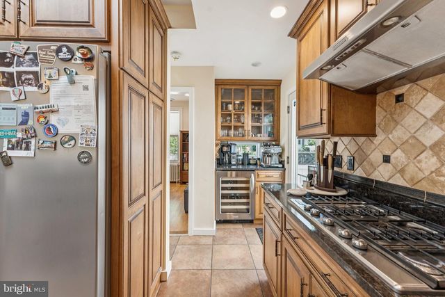 801 20TH ST S, Arlington, VA 22202