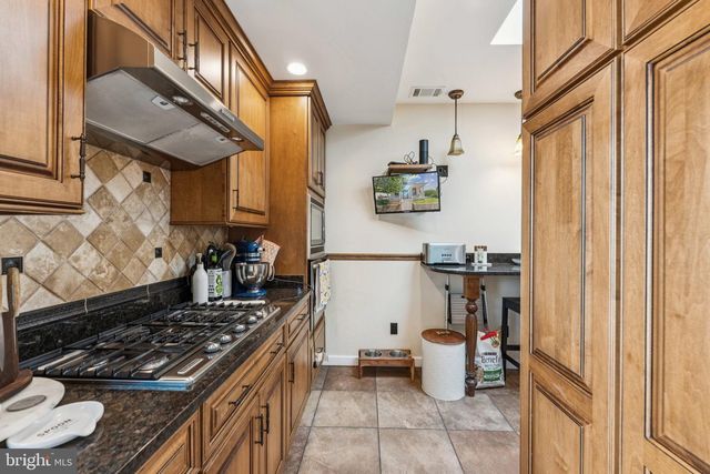 801 20TH ST S, Arlington, VA 22202