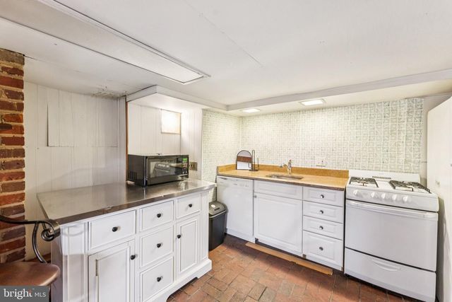 801 20TH ST S, Arlington, VA 22202