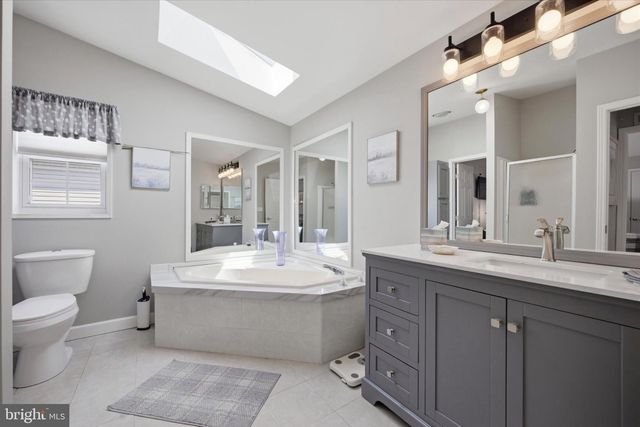 248 THRUSH CIR, New Hope, PA 18938