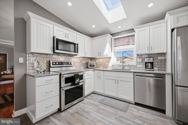 248 THRUSH CIR, New Hope, PA 18938