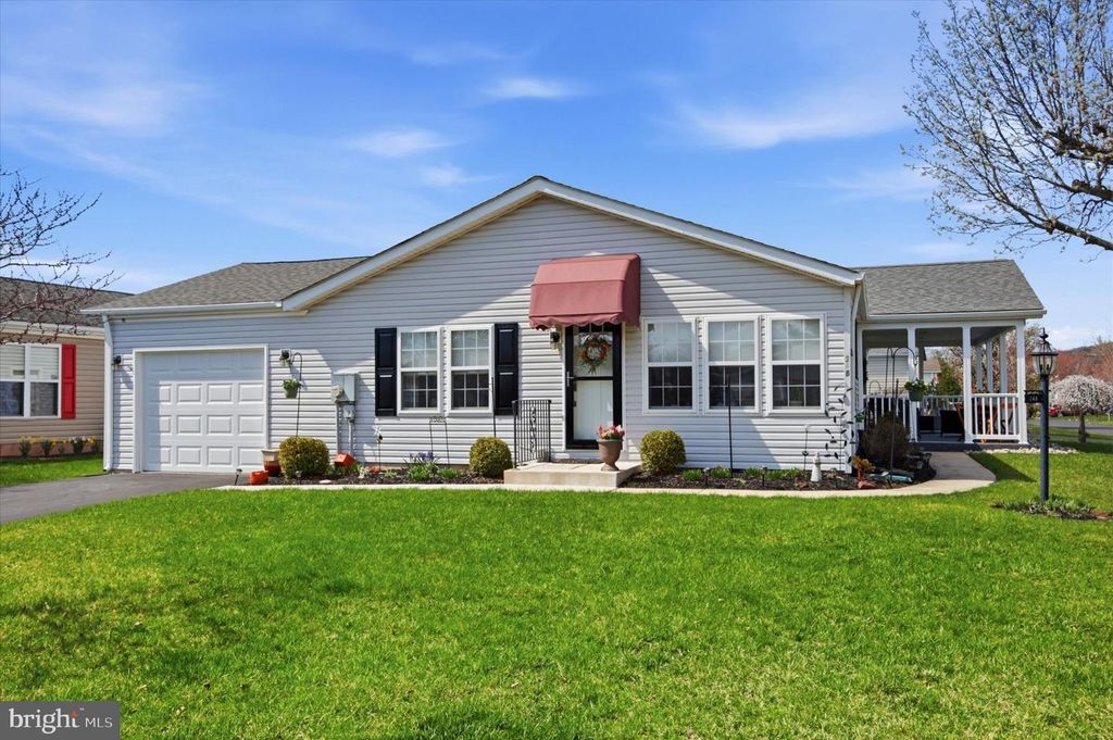 248 THRUSH CIR, New Hope, PA 18938