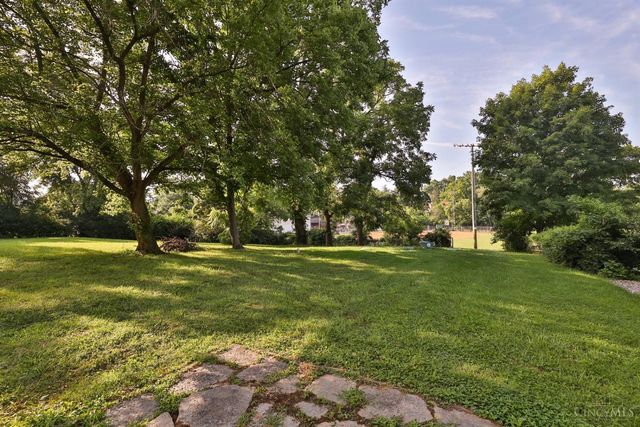 3675 Hubble Road, Green Twp, OH 45247