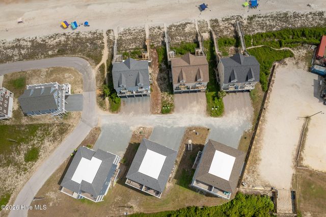 208 Goldsboro Drive, Sneads Ferry, NC 28460