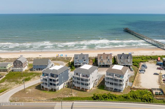 208 Goldsboro Drive, Sneads Ferry, NC 28460