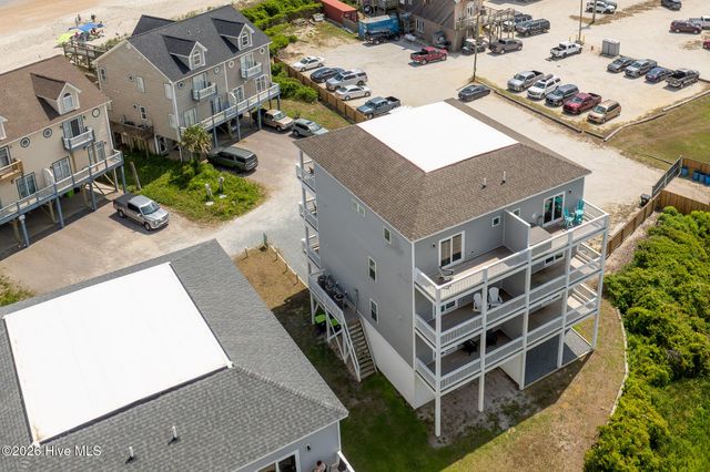 208 Goldsboro Drive, Sneads Ferry, NC 28460