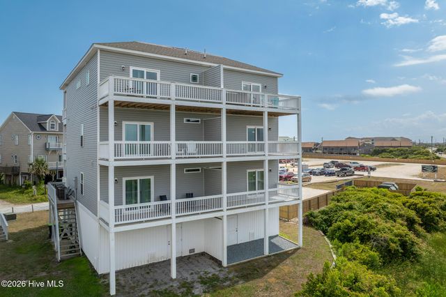 208 Goldsboro Drive, Sneads Ferry, NC 28460