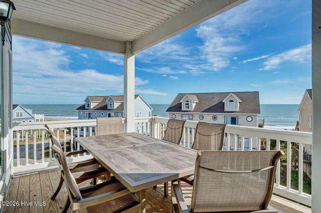 208 Goldsboro Drive, Sneads Ferry, NC 28460