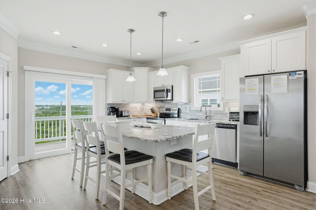 208 Goldsboro Drive, Sneads Ferry, NC 28460