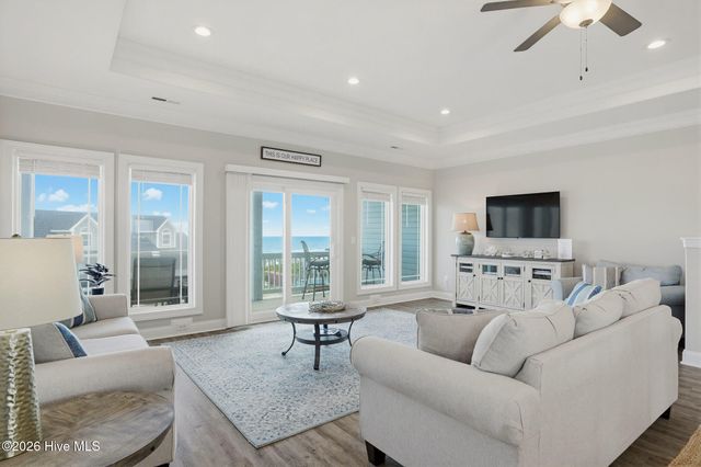 208 Goldsboro Drive, Sneads Ferry, NC 28460