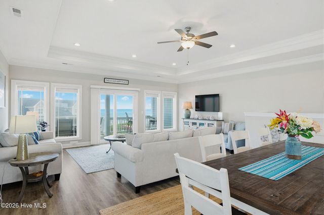 208 Goldsboro Drive, Sneads Ferry, NC 28460