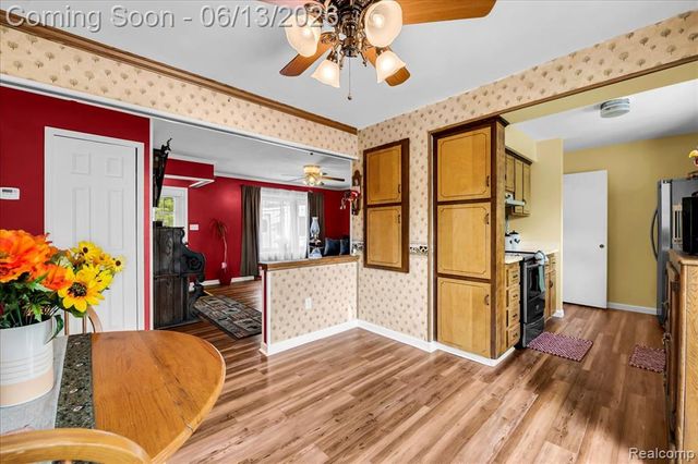 26877 N Dixboro Road, South Lyon, MI 48178