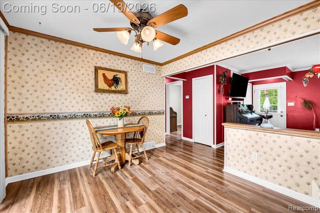26877 N Dixboro Road, South Lyon, MI 48178