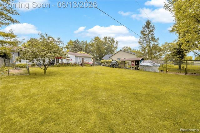 26877 N Dixboro Road, South Lyon, MI 48178
