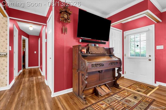26877 N Dixboro Road, South Lyon, MI 48178