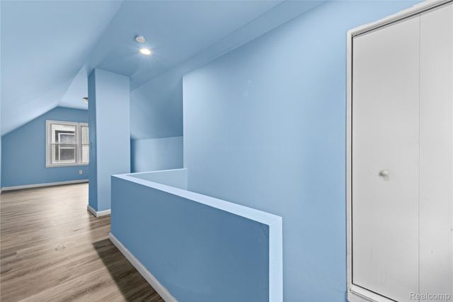 20290 Bradford Street, Detroit, MI 48205