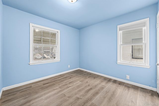 20290 Bradford Street, Detroit, MI 48205