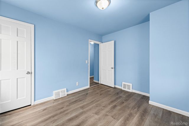 20290 Bradford Street, Detroit, MI 48205