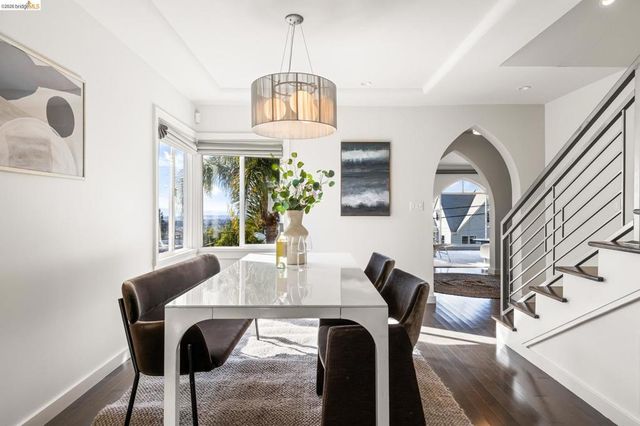 4452 4452 Davenport Ave, Oakland, CA 94619