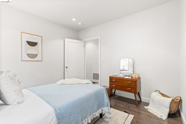 4452 4452 Davenport Ave, Oakland, CA 94619