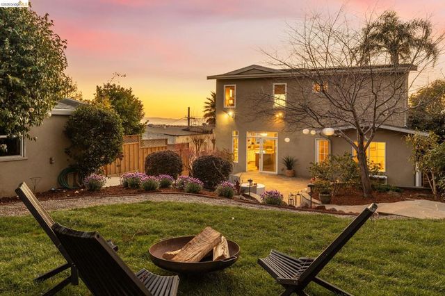 4452 4452 Davenport Ave, Oakland, CA 94619