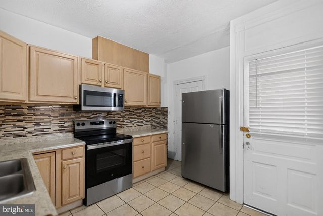 119 SPRING ST, Reading, PA 19601