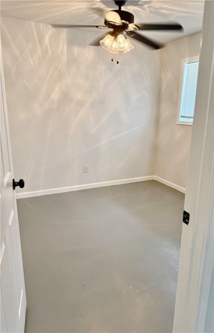 105-107 Davis, Bryan, TX 77801