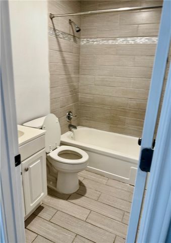 105-107 Davis, Bryan, TX 77801