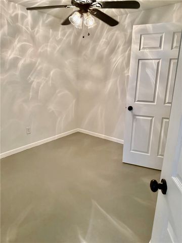 105-107 Davis, Bryan, TX 77801