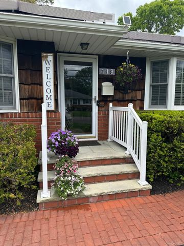 119 Jefferson Street, East Islip, NY 11730