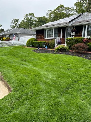 119 Jefferson Street, East Islip, NY 11730