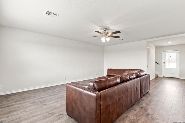 913 Rolling River, Cibolo, TX 78108
