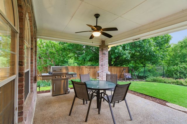 541 Crickett Way, Grand Prairie, TX 75052