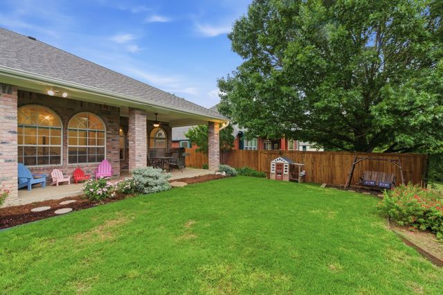 541 Crickett Way, Grand Prairie, TX 75052