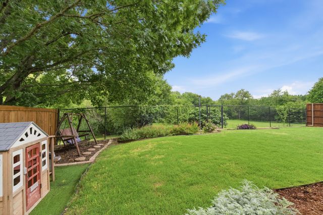 541 Crickett Way, Grand Prairie, TX 75052