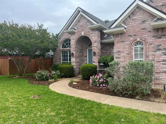 541 Crickett Way, Grand Prairie, TX 75052