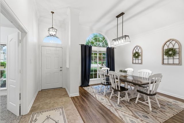 541 Crickett Way, Grand Prairie, TX 75052