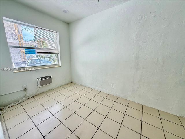 2041 Jackson Street 2, Hollywood, FL 33020