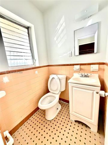 2041 Jackson Street 2, Hollywood, FL 33020