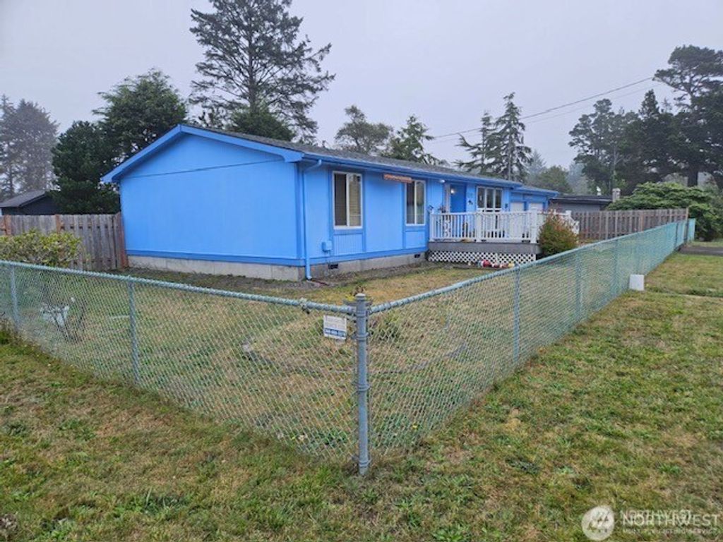 1505 266th Place, Ocean Park, WA 98640