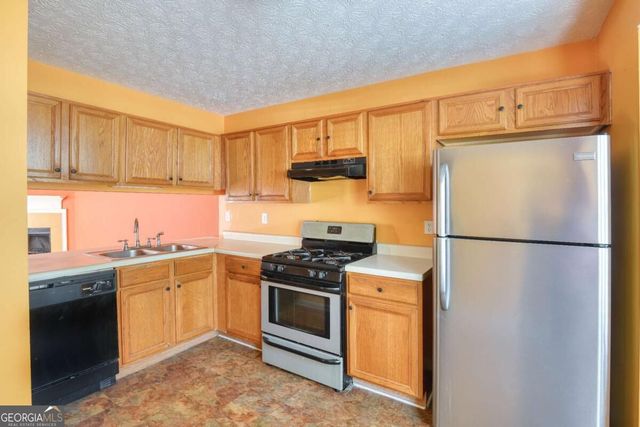3540 Ashley Station Drive, Marietta, GA 30008