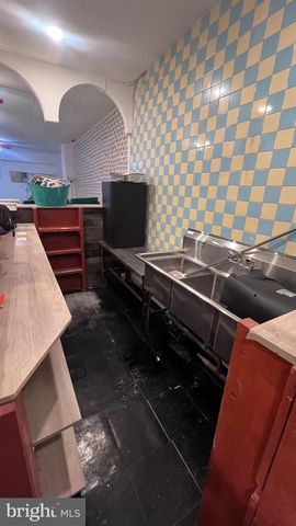 228 W ONTARIO ST, Philadelphia, PA 19140