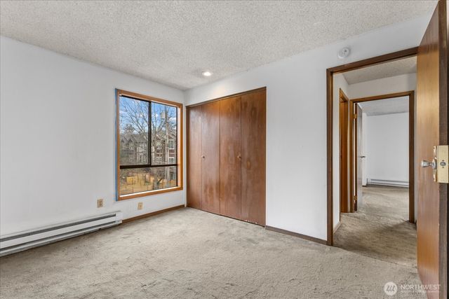 9256 Interlake Avenue N, Seattle, WA 98103