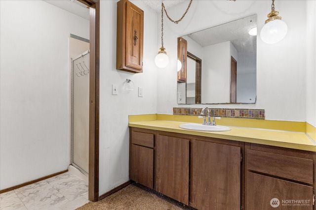 9256 Interlake Avenue N, Seattle, WA 98103