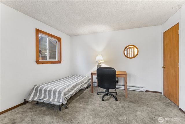 9256 Interlake Avenue N, Seattle, WA 98103