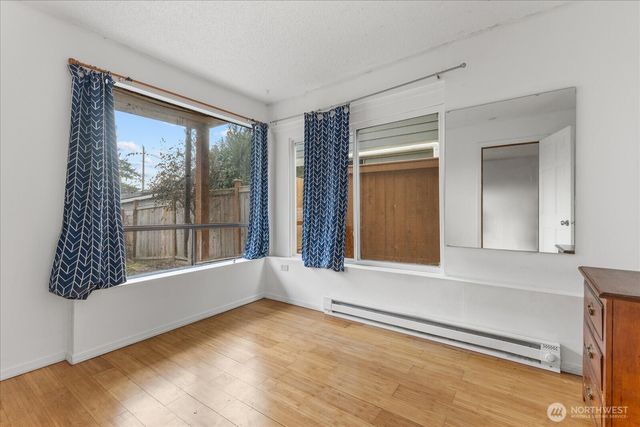 9256 Interlake Avenue N, Seattle, WA 98103