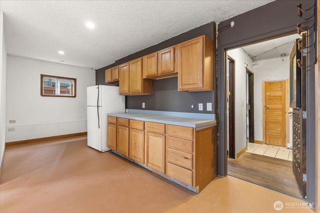 9256 Interlake Avenue N, Seattle, WA 98103