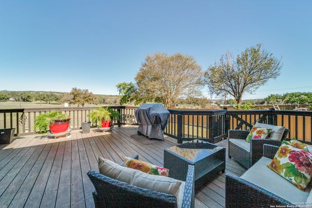 165 Watts, Canyon Lake, TX 78133