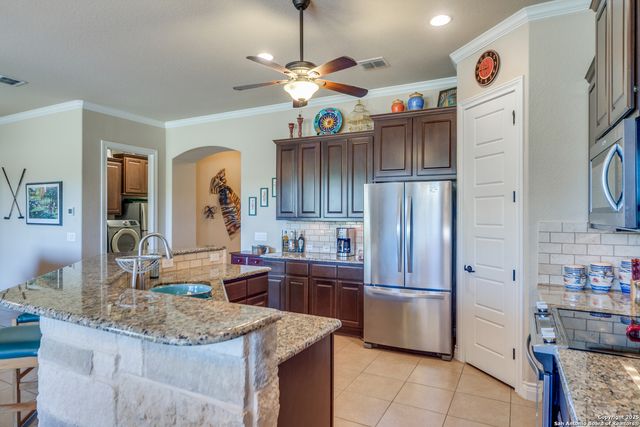 165 Watts, Canyon Lake, TX 78133